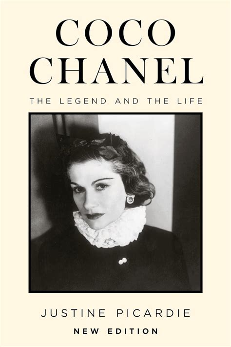 coco chanel pictures amazon|Coco Chanel old photos.